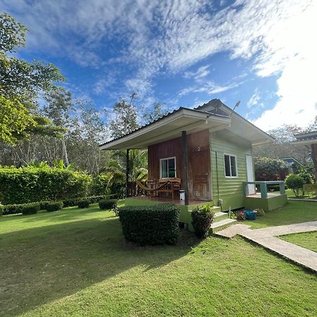 Suan Nai Kokut Resort Ko Kut Экстерьер фото